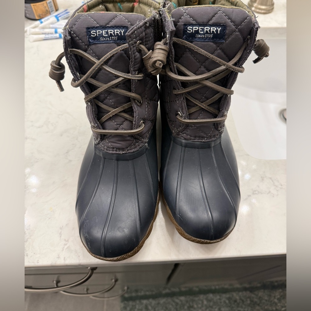 Sperry rain Boots with Multicolor Lining